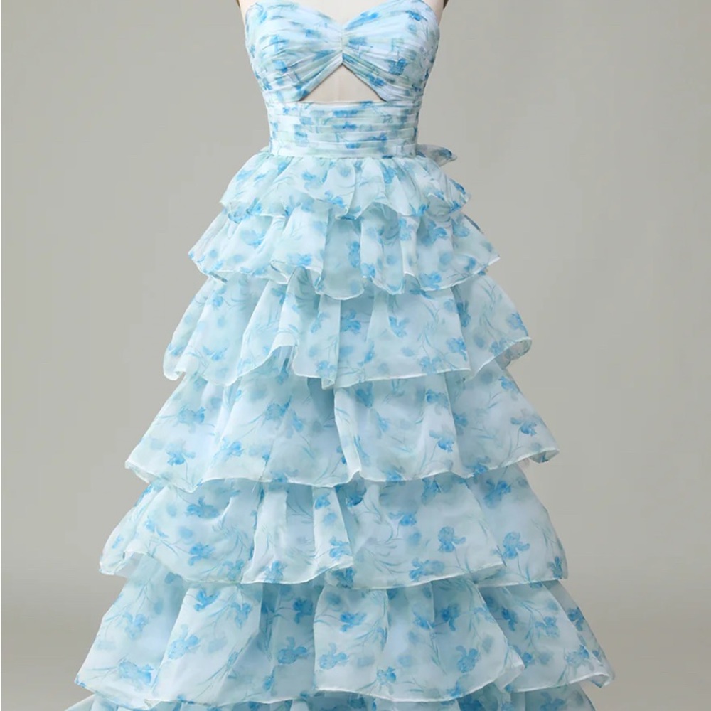 Elegant Blue Floral Strapless Dress
